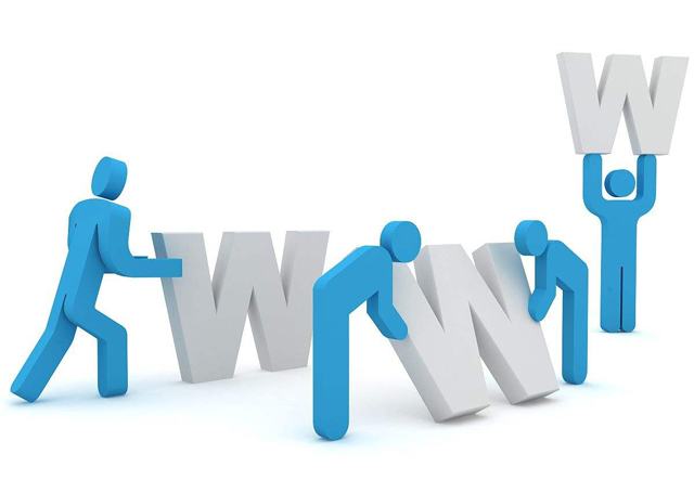 企業(yè)應(yīng)該做網(wǎng)站？還是小程序？